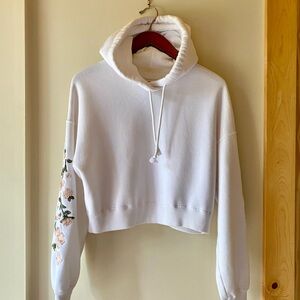 Floral Embroidered Crop Hoodie